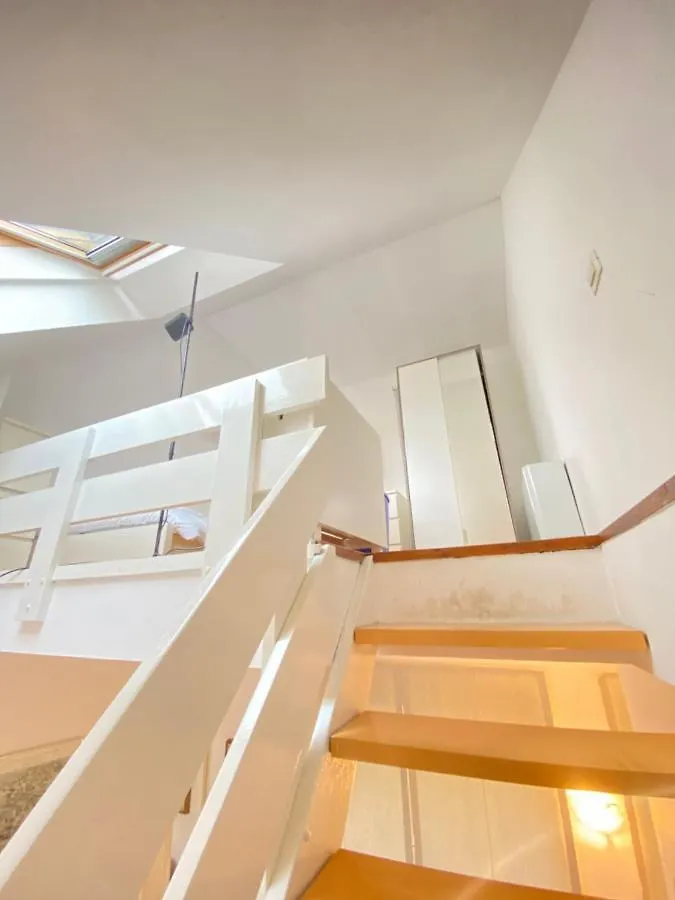 Apartmán Vetra - Luminoso Attico Con Balcone Milán