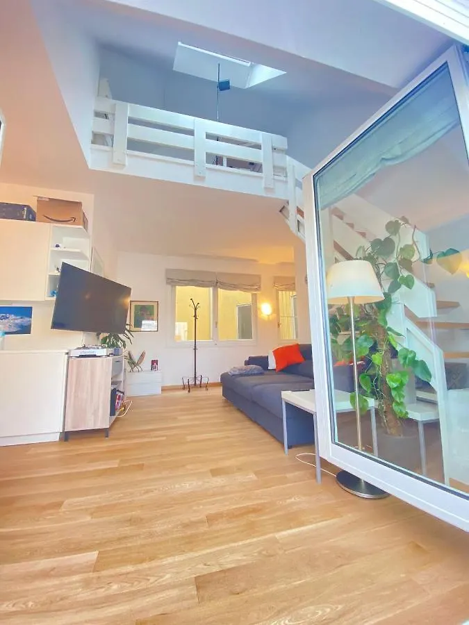 Apartmán Vetra - Luminoso Attico Con Balcone Milán